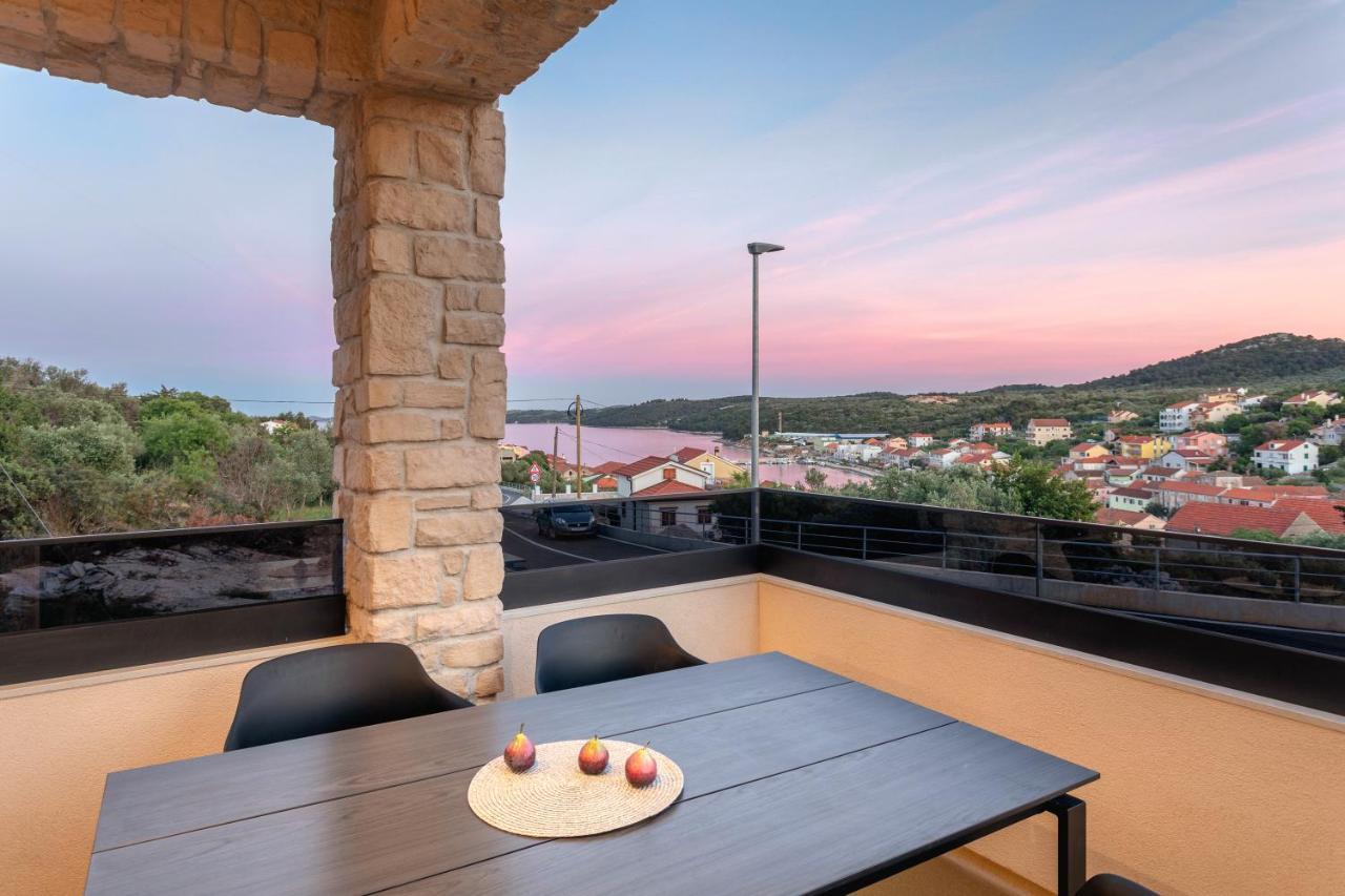 Teona Luxury Apartment With Jacuzzi And Terrace Sea View Sali Exterior foto